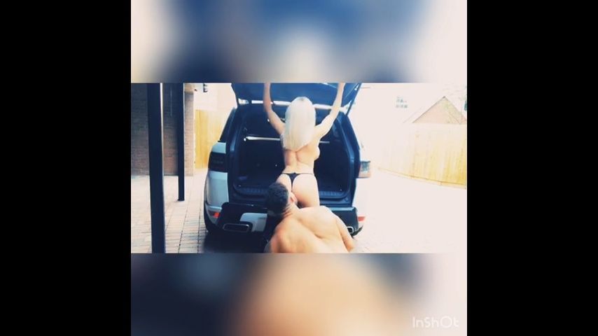 LATEX RANGE ROVER FUCKING