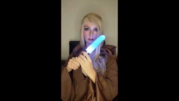 Glowing Lightsaber dildo and unicorn toy test