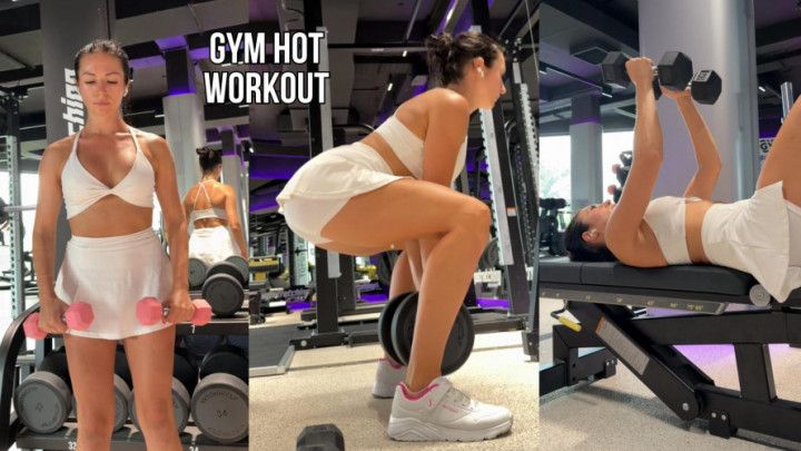 Sweat, Curves &amp; Confidence