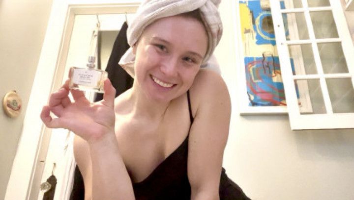 SFW Casual Girlfriend Chat - Skincare