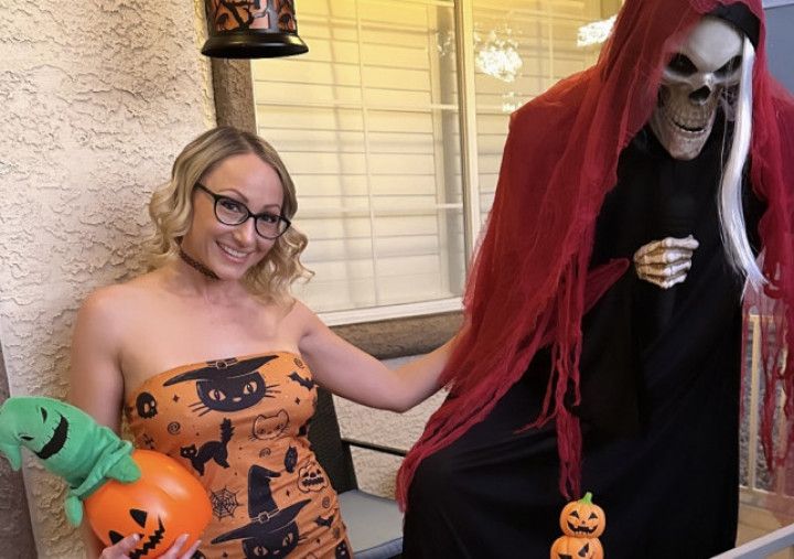 step-moms Ghostly Halloween Night Drive Complete Series