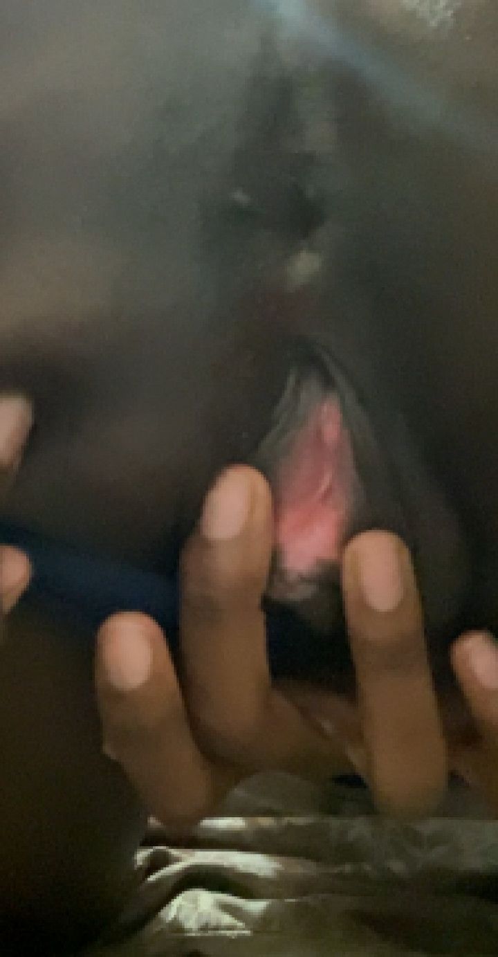 Winking ass, pussy queefing