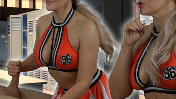 The Cheerleader's risky Handjob