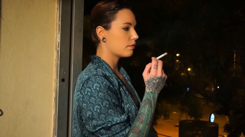 HOT SEX IN A SUMMER NIGHT PART 1