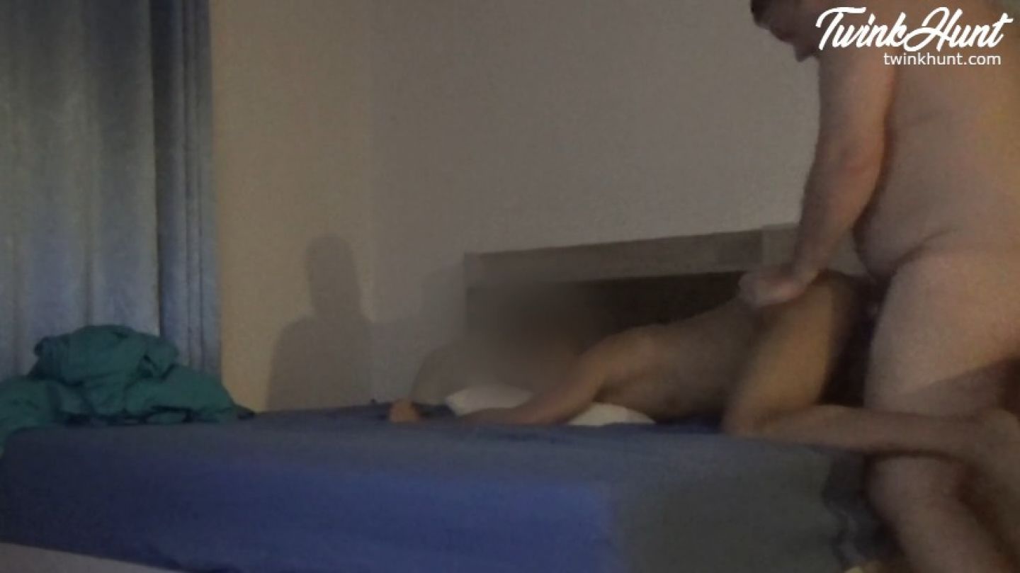 Bareback Fucking A Cute Asian Farmer Boy