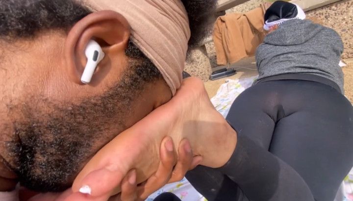 Julia reverse Meaty soles sniffed face pressed Length) 15:3