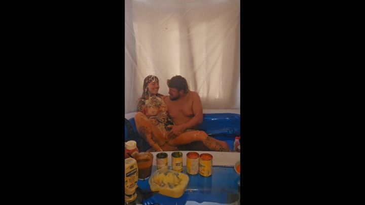 Messy Rimming and Anal in the Work Store Room