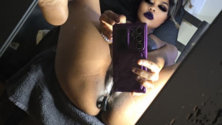 Mirror Mirror Pussy Play