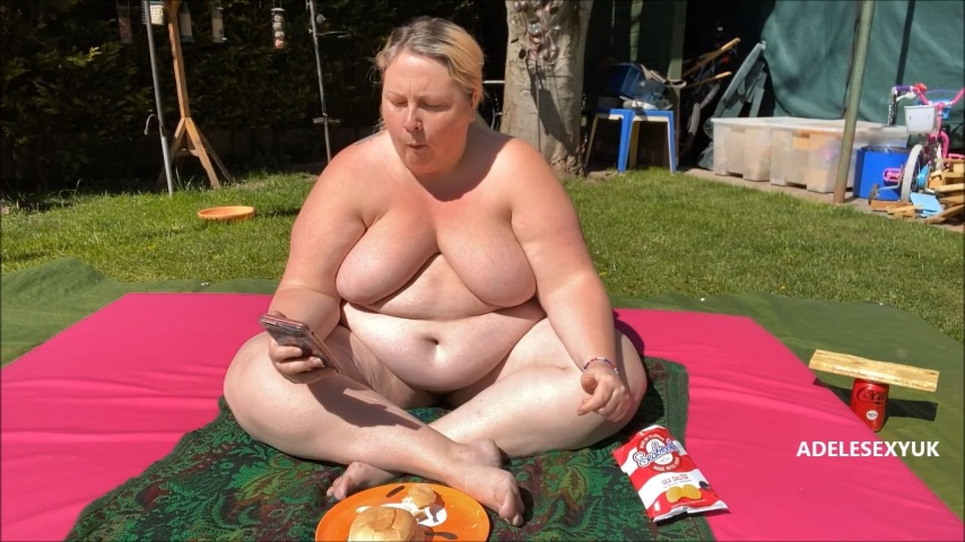 naked lucnh in the shinshine with adelesexyuk 7674