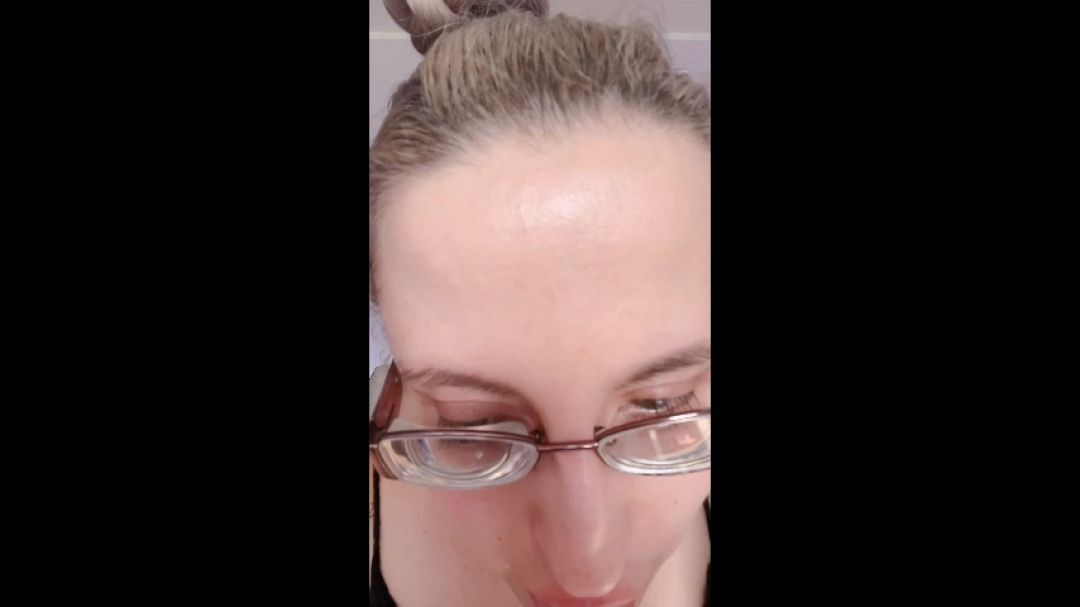 ASMR Eating Protein Bar No Sugar