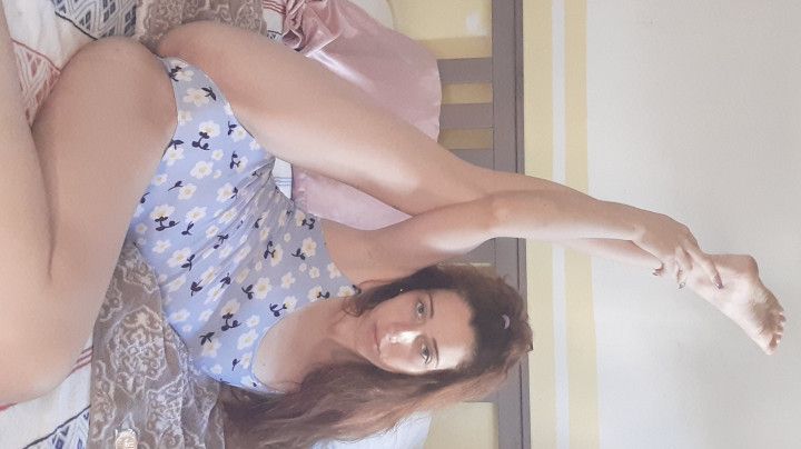 Solo Redhead Cumming Over and Over