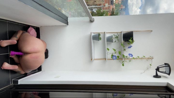 Squirt in my balcony