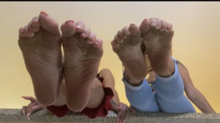 DIRTY FEET step-SISTERS