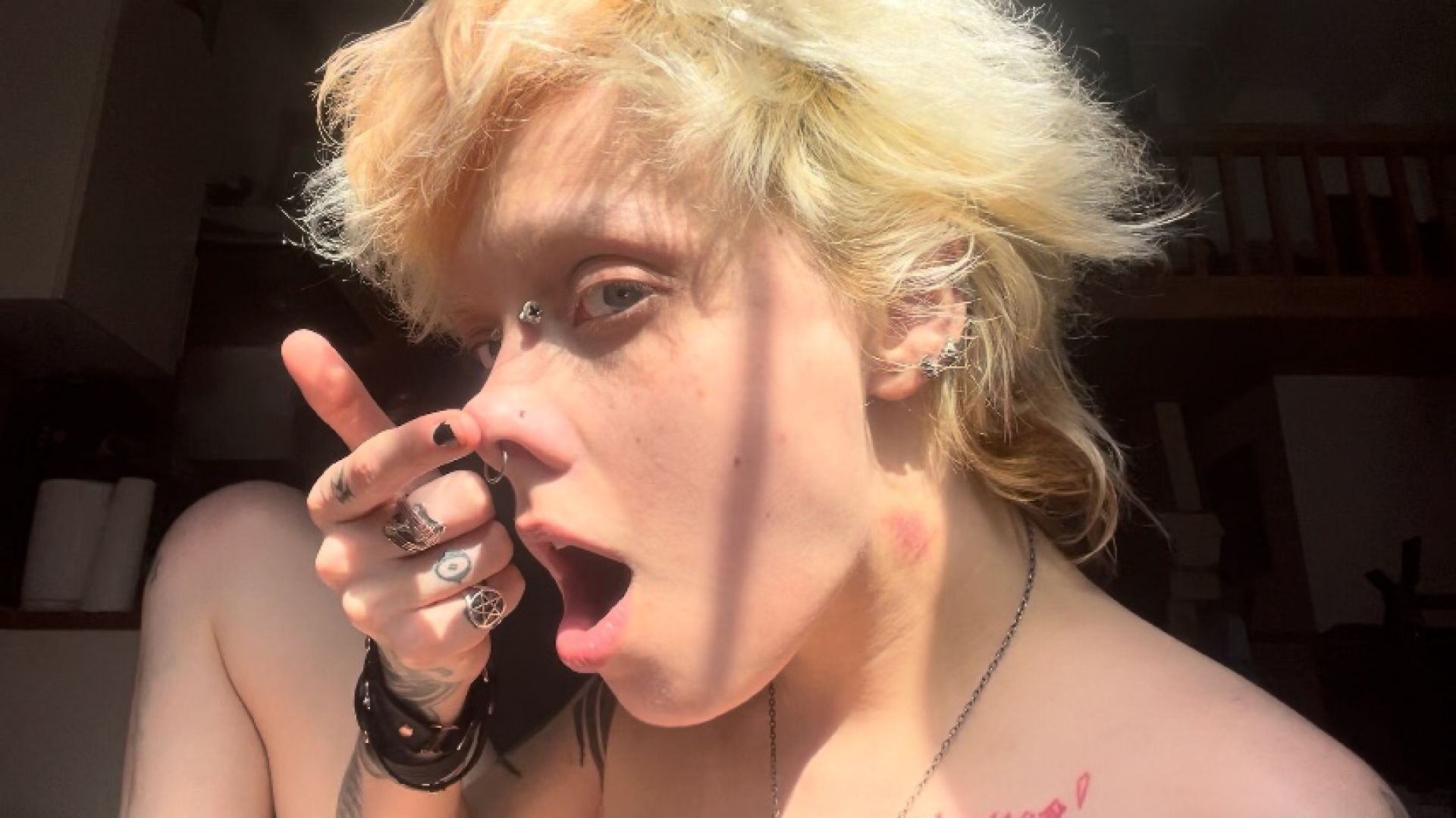 goth girl in the sun nose fetish nose rubbing pig nose