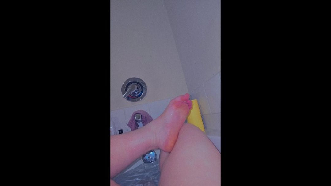 Sensually showing you the soles of my feet