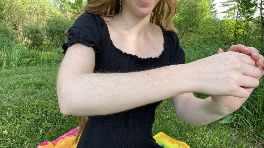 Hairy arms and Goosebumps