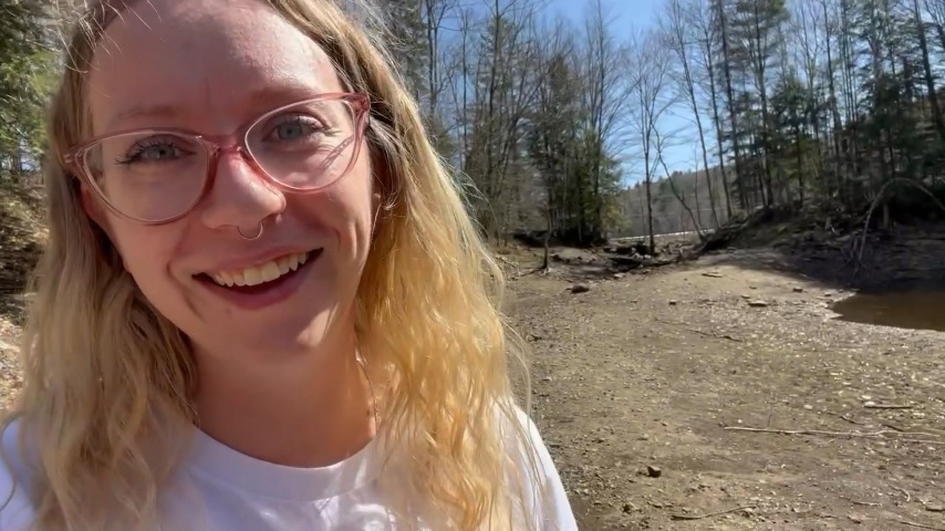 Young and Horny Blonde Girl is the Perfect Little Pee Slut