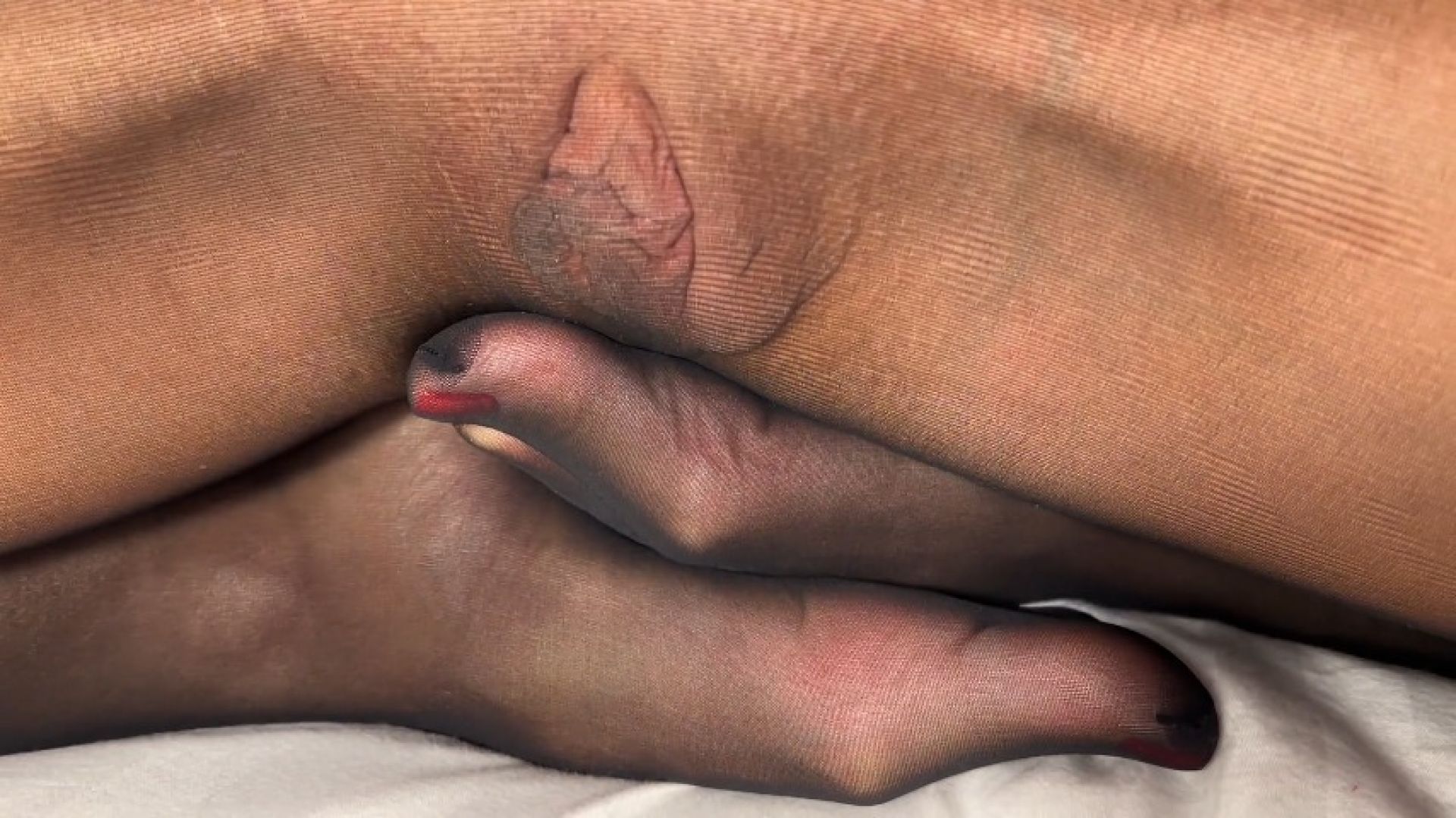 Watch Me Using My Feet To Rub My Pussy
