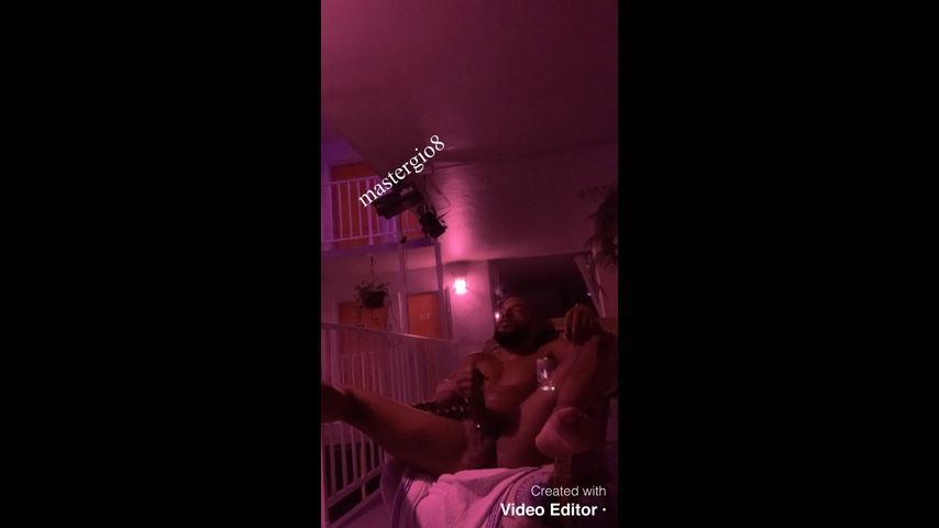 Cummin on hotel window