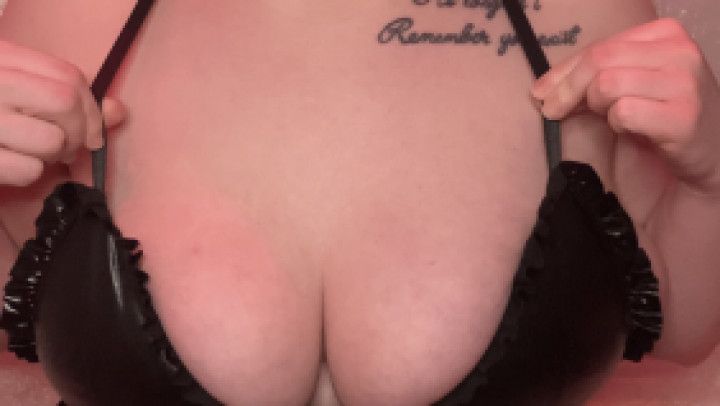 Ballgagged squirting bbw