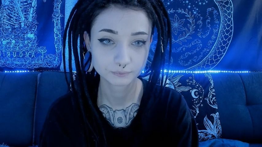 facial expressions, emotions, cringe