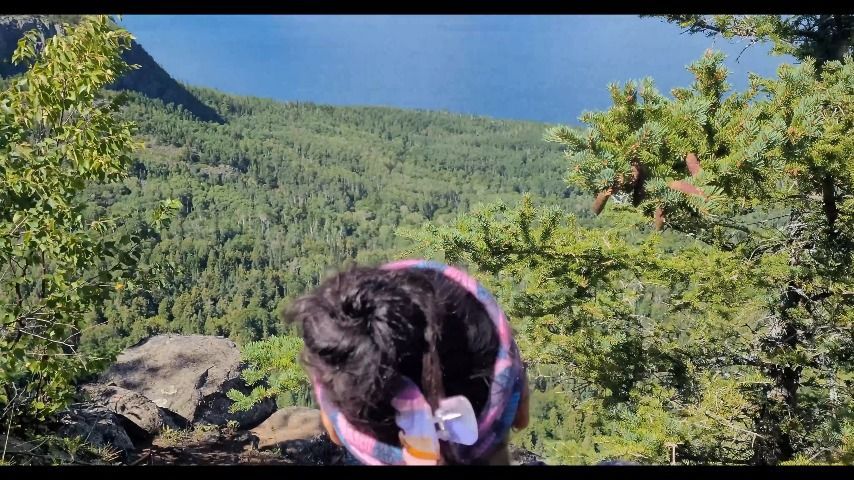 Risky Public Blowjob on Scenic Overlook