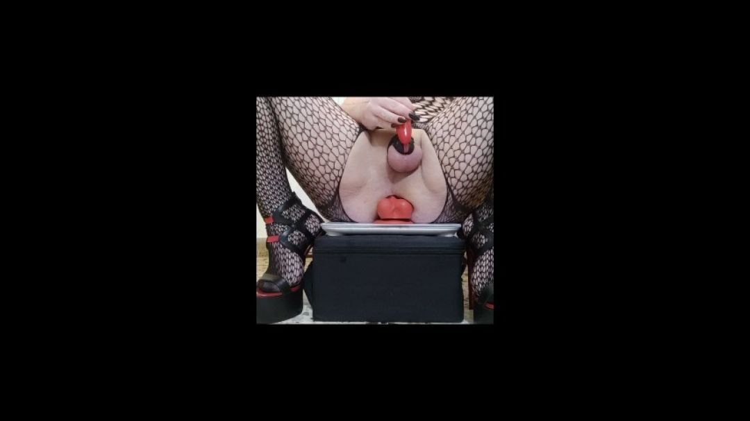 Greek cross cums after fucking my favorite dildo