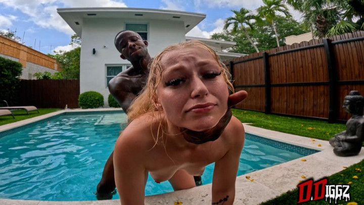 PREVIEW!!!! Stretch Me Out