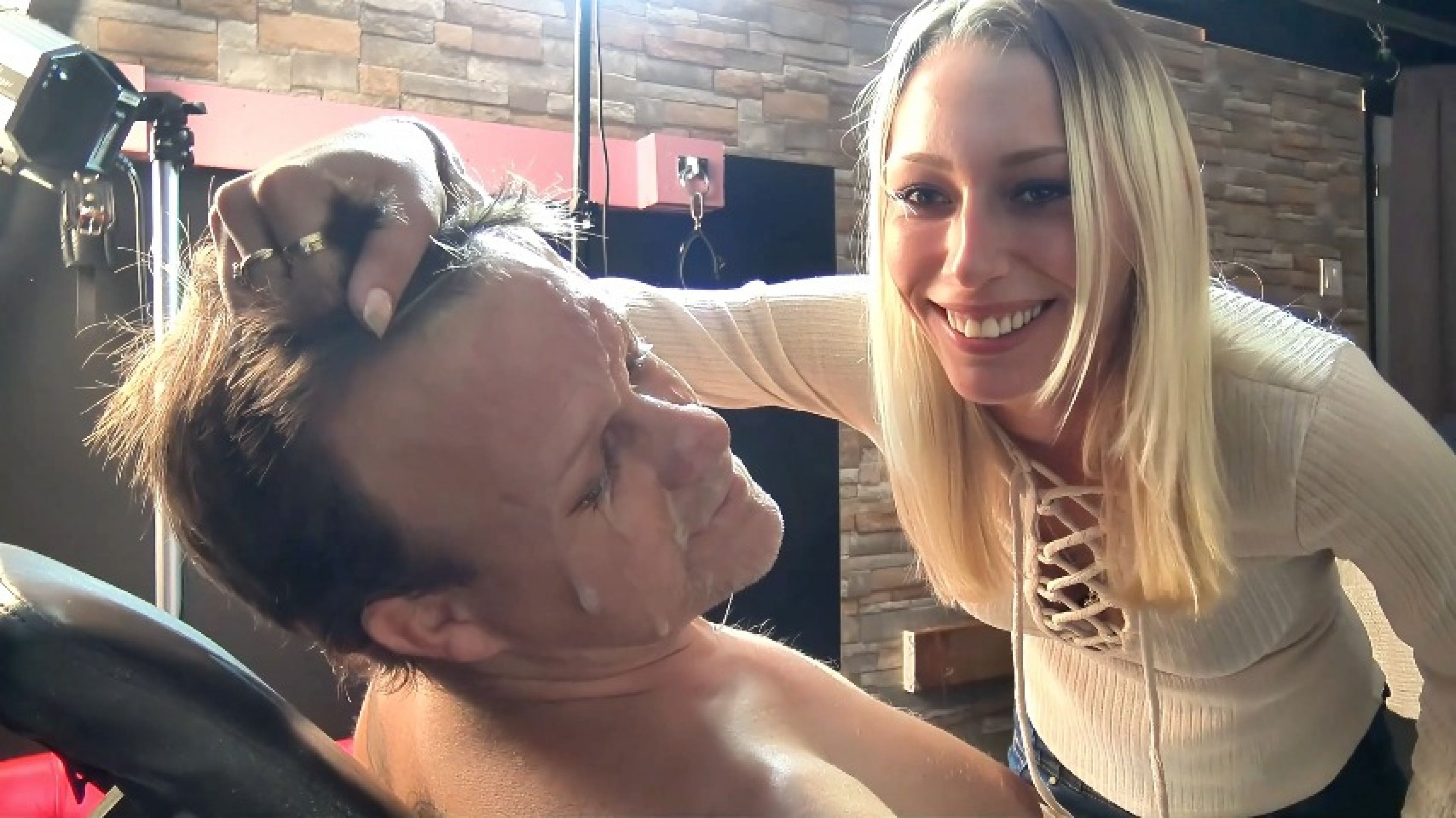 hocking like she never did before