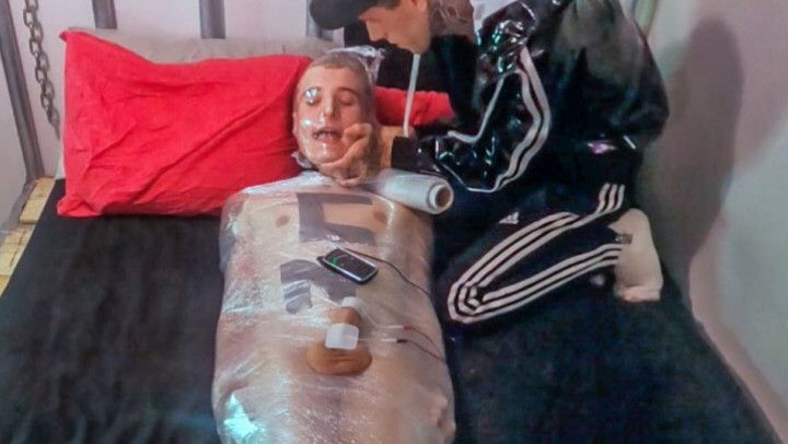 Breath Play & Electro Mummification