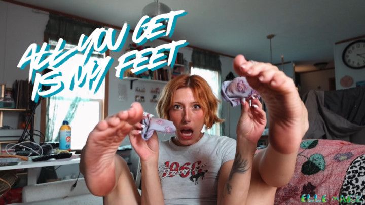 Dirty foot fetish loser