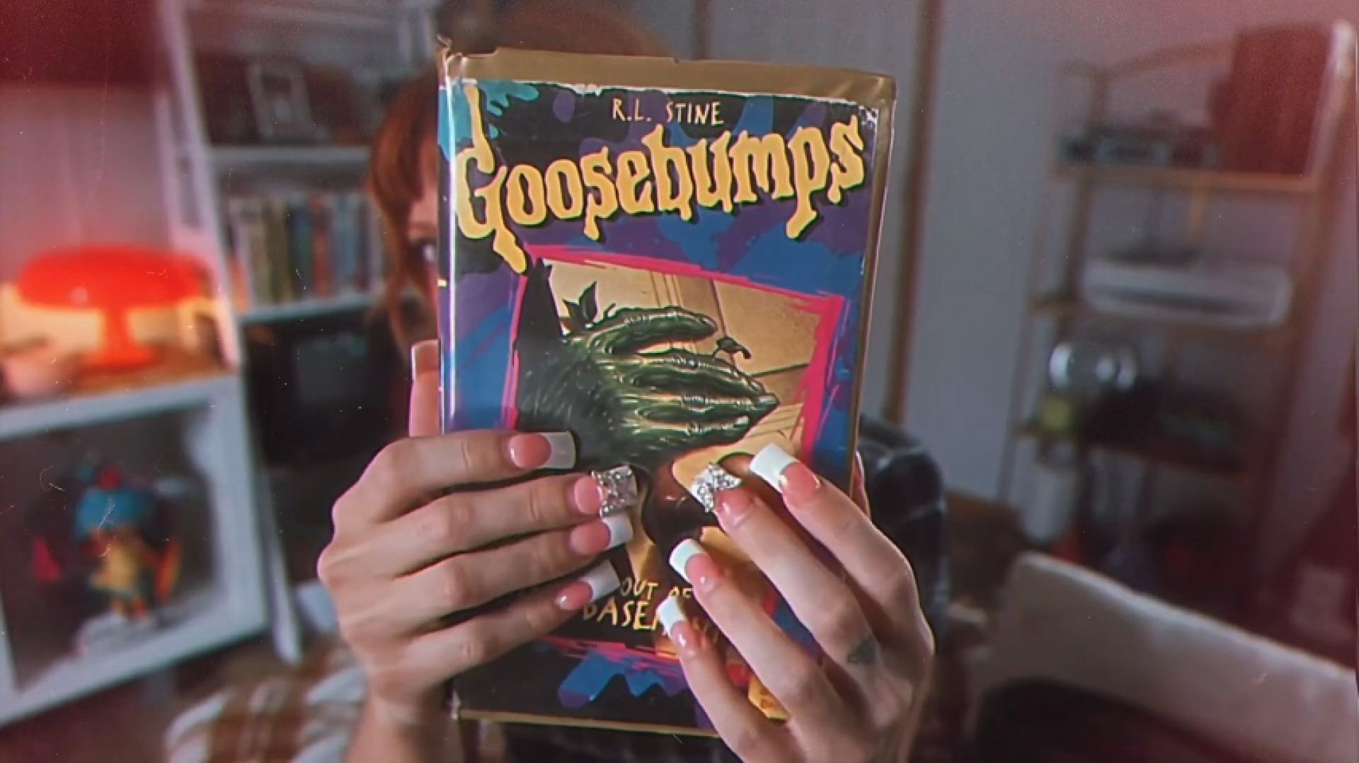 Retrostep-mommy asmr