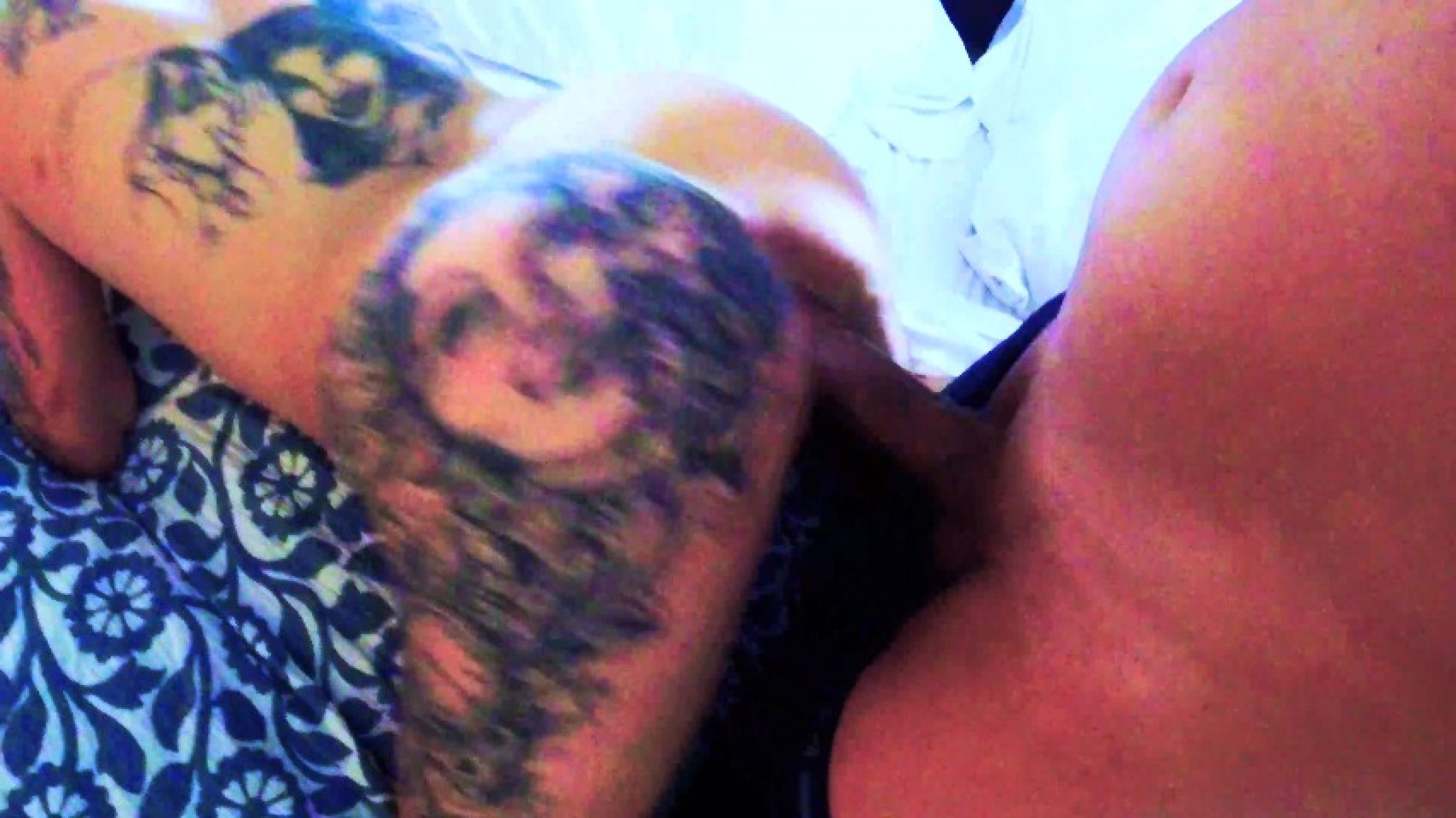 Tattoed Slut gets fucked in Hotel room by Latin Man