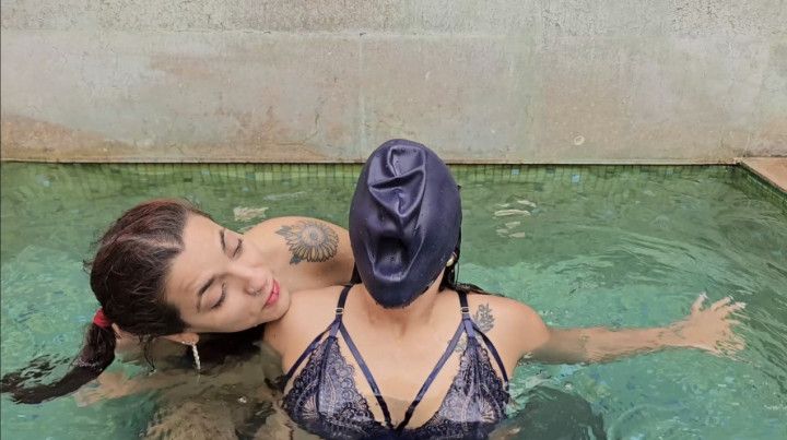 SARAH AND CHRISTINA SEXY BONDAGE MEETING PART 2