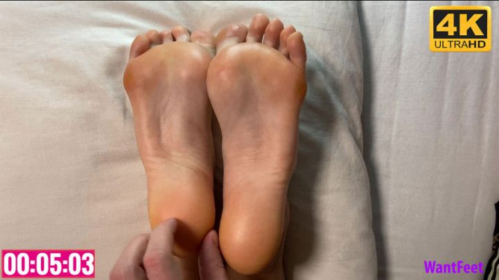 Lisa's Ticklish Feet 4K