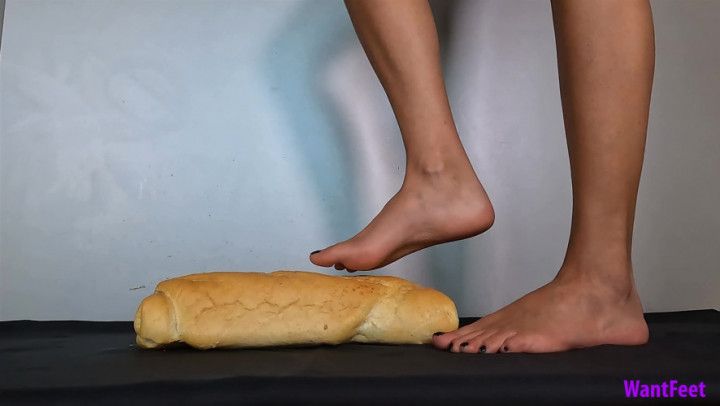 Vivian Bread Trample HD
