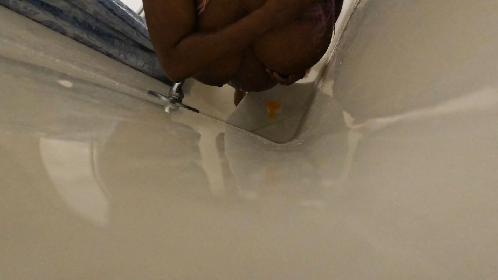 teenie spying on giantess in bathroom POV