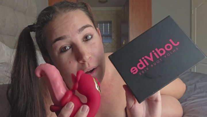 BBW unboxes & plays with JodiVibe Medusa massaging vibrator