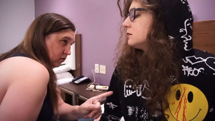 Comforting Klintelle with a Hitachi