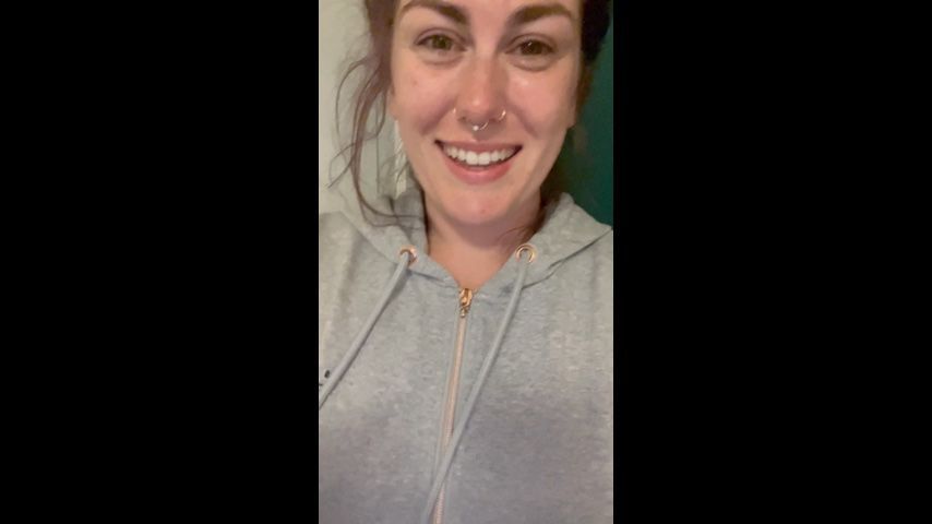 Fucking your wifes smelly bestie