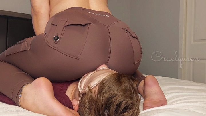 Get ready to be ignored ass sniffer