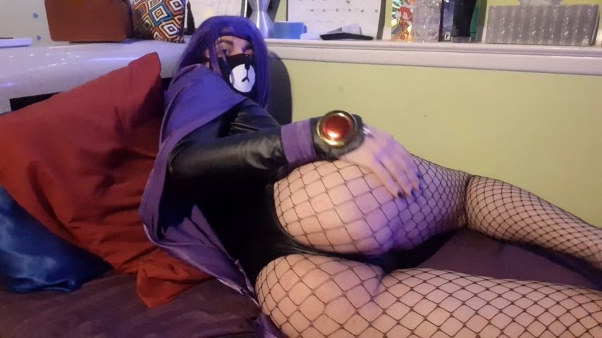 Raven Fucks her Fleshlight