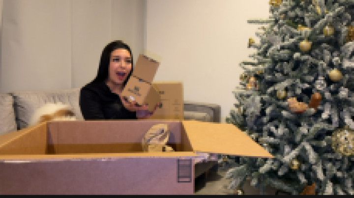 unboxing my first Xmas gift #SFW