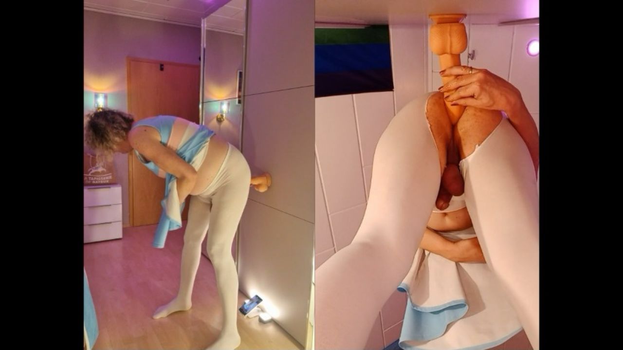 TSLillySophie riding her big dildo and cums