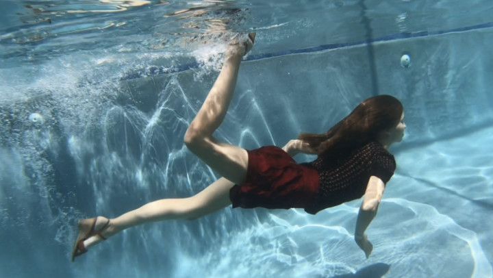 Retro Soaked: Zura's Playful Dive Into Wetlook 1080p