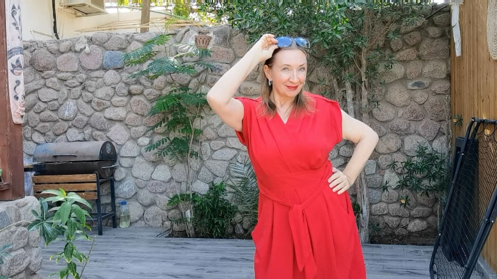 Dancing in Red, Blooming in Desire