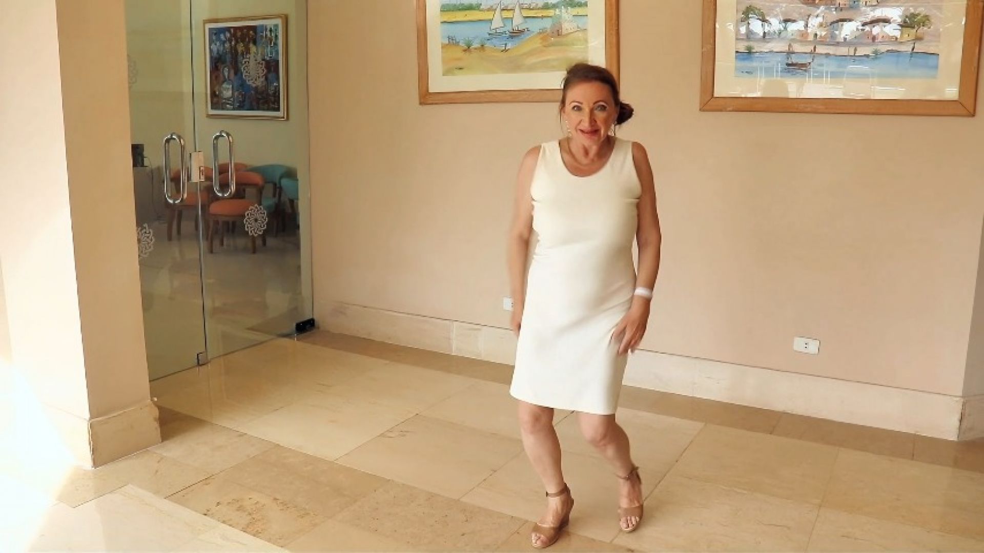 Mature Lady Love Dancing