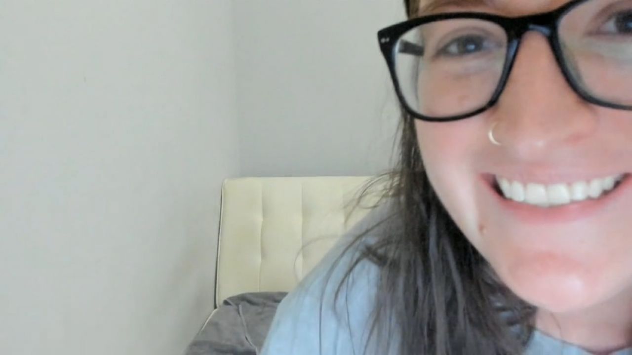 clean my pussy of cum and make me squirt