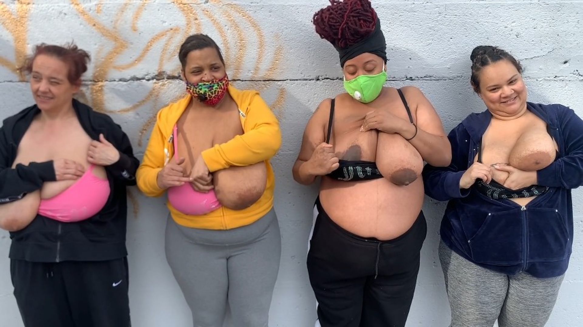 Big Boob BBW Flashing in Public