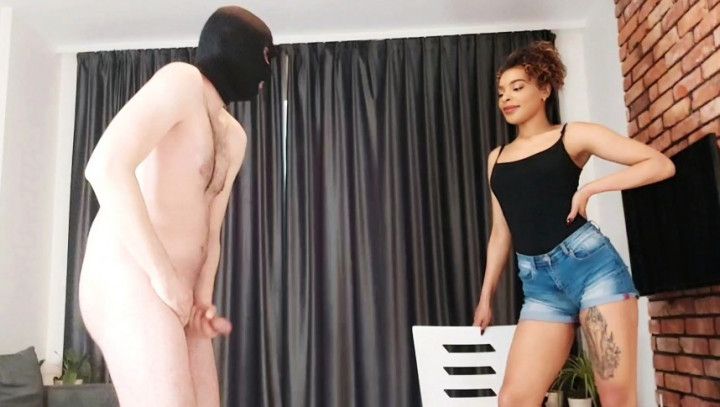 Ballbusting Date